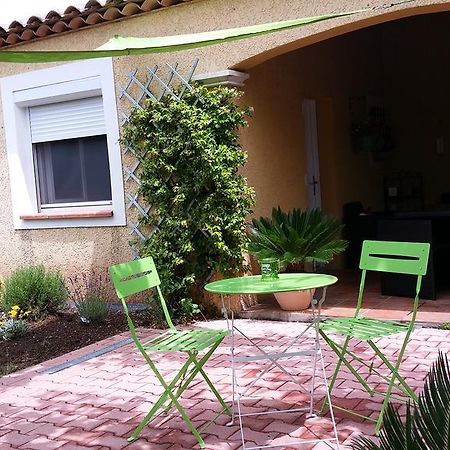Petit Studio Au Calme Villa La Crau Buitenkant foto